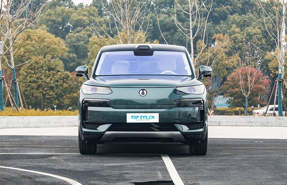 imgi_3_2_3(16) Denza N9 DM 2026– China Export Vehicle | China Car Export Price - Image 1